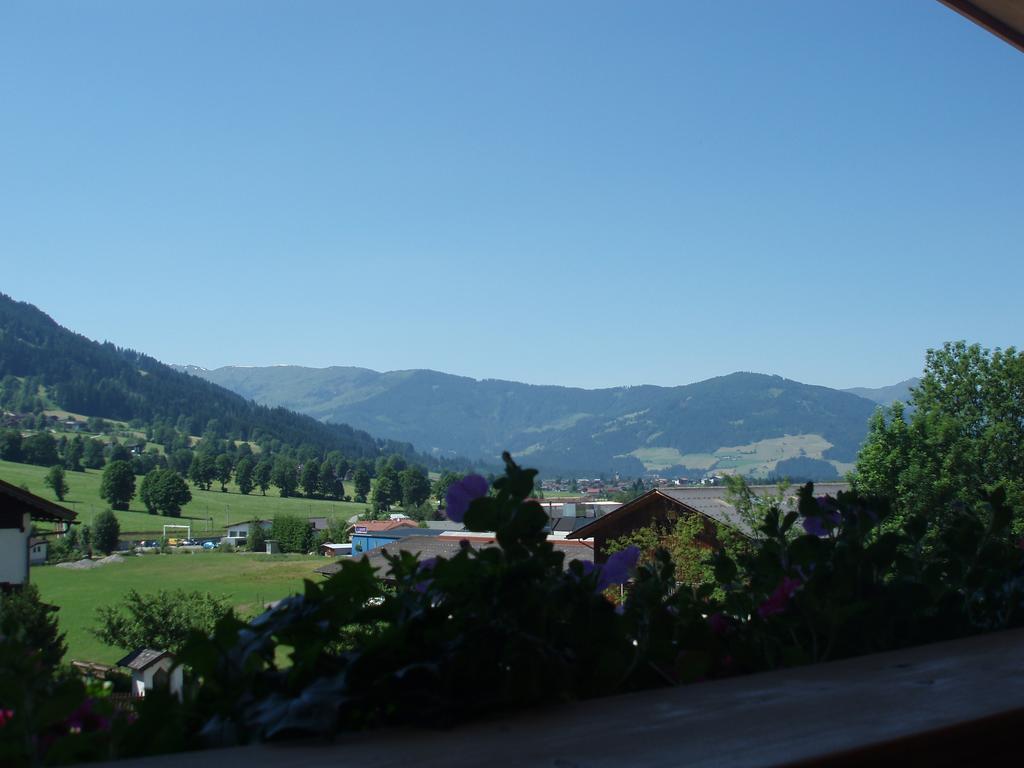Appartement Annemarie Brixen im Thale Bagian luar foto